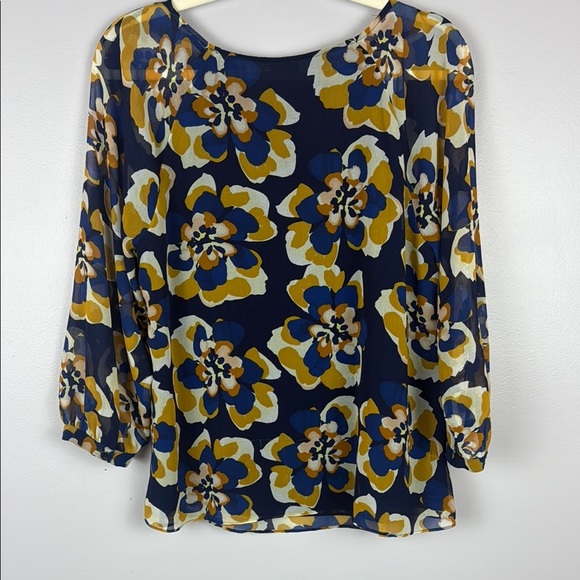 CAbi Floral Blue Yellow and White 3/4 Sleeve Blouse Size Medium - Picture 6 of 7